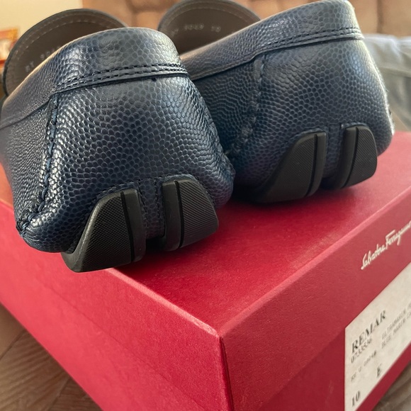 Amazing Ferragamo Ultramarine Blue Drivers! - Picture 11 of 13